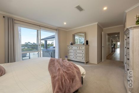 Photo of property in 43e Terry Smyth Drive, Kumeu, 0892
