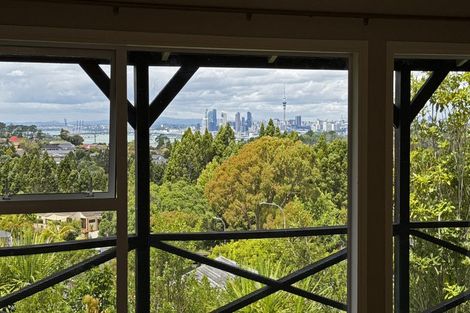 Photo of property in 50 Balmain Road, Chatswood, Auckland, 0626