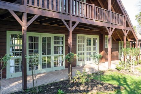 Photo of property in 261 Shakespeare Street, Leamington, Cambridge, 3432