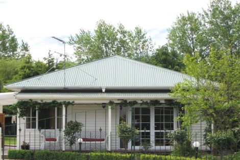 Photo of property in 4 Mckenzie Place, Waikuku Beach, 7402