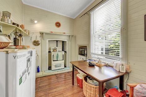 Photo of property in 43 Collingwood Street, Nelson, 7010