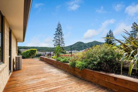 Photo of property in 10 Pukeko Place, Picton, 7220