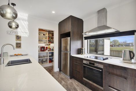 Photo of property in 6 Matamata Quay, Pegasus, 7612