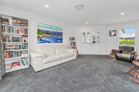 Photo of property in 118 Broadlands Drive, Rolleston, 7615