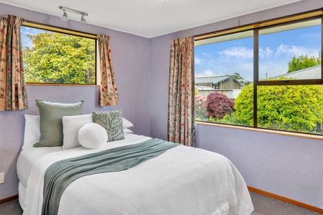 Photo of property in 10 Merlin Place, Gore, 9710