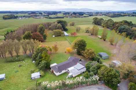 Photo of property in 660b Roberts Line, Kelvin Grove, Palmerston North, 4470