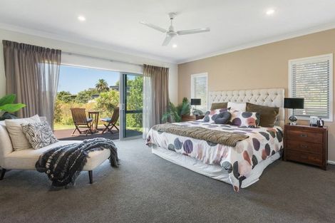 Photo of property in 21 Browns Drive, Waihi Beach, 3611