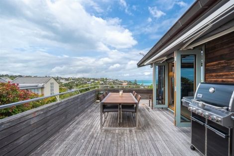 Photo of property in 43 Aotearoa Terrace, Murrays Bay, Auckland, 0630