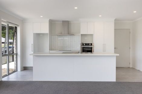 Photo of property in 5 Pakanga Grove, Pyes Pa, Tauranga, 3112