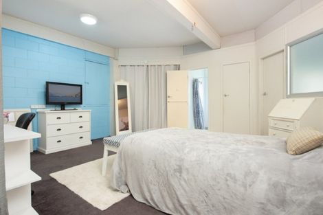 Photo of property in 4 Sunny Bay Road, Matua, Tauranga, 3110