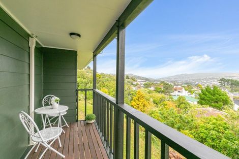 Photo of property in 11 Mandeville Crescent, Grenada Village, Wellington, 6037