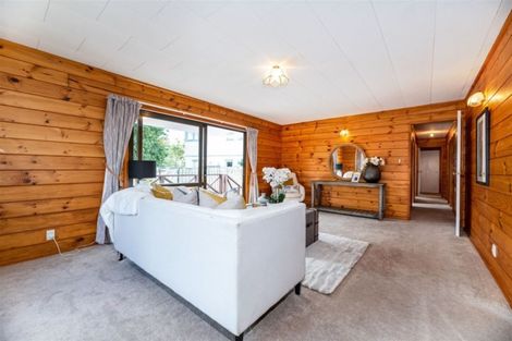 Photo of property in 1/64 Waimumu Road, Massey, Auckland, 0614