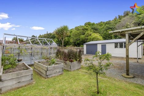 Photo of property in 31 Owen Street, Belmont, Lower Hutt, 5010