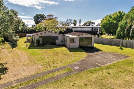 Photo of property in 13 Coronation Row, Pauanui, Hikuai, 3579