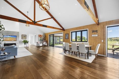 Photo of property in 212 Monument Road, Clevedon, Papakura, 2582