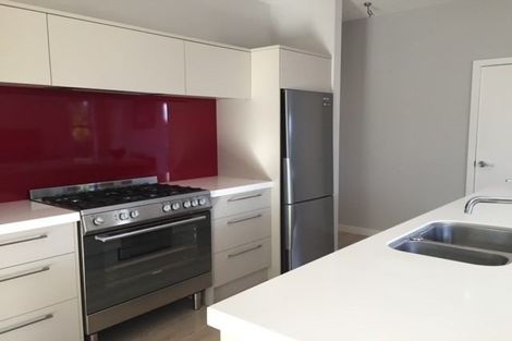 Photo of property in 14 Heemskerck Place, Britannia Heights, Nelson, 7010