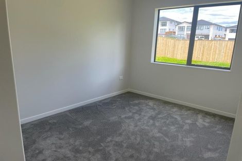 Photo of property in 7 Haku Road, Flat Bush, Auckland, 2019