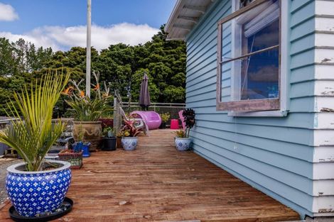 Photo of property in 16 Franklin Street, Opua, 0200