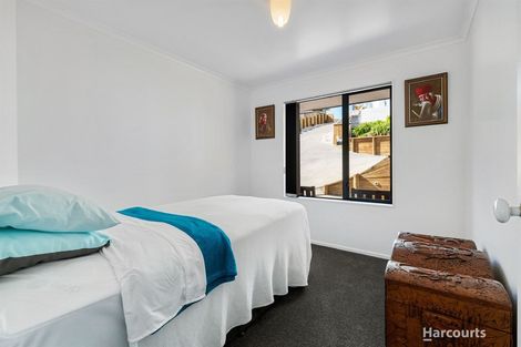 Photo of property in 30a Crispe Road, Clarks Beach, 2122