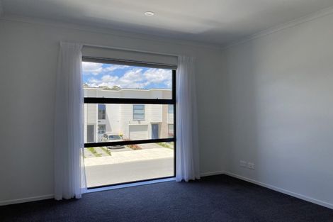 Photo of property in 26 Vincent Mcgrath Crescent, Swanson, Auckland, 0614