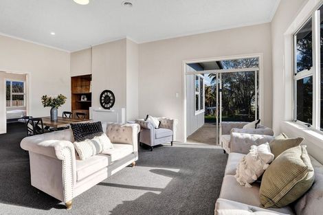 Photo of property in 39 Maire Street, Inglewood, 4330