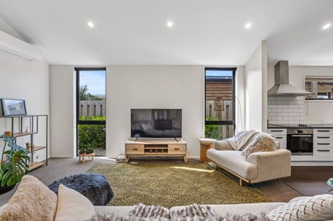 Photo of property in 2 Clover Lane, Lake Hayes, Queenstown, 9304