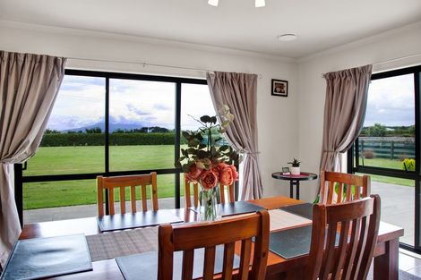 Photo of property in 476 Turuturu Road, Hawera, 4674