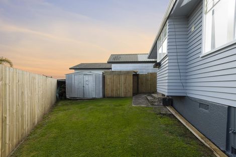 Photo of property in 17a Stirling Grove, Greerton, Tauranga, 3112