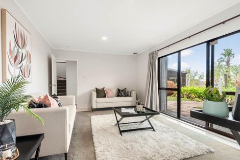 Photo of property in 170 Sturges Road, Henderson, Auckland, 0612