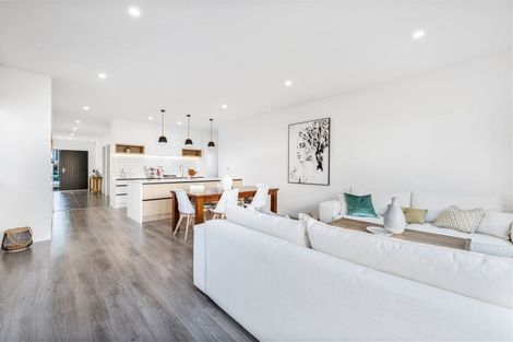 Photo of property in 4 Puruatanga Drive, Flat Bush, Auckland, 2019
