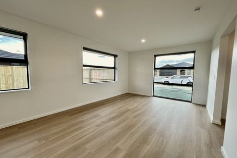 Photo of property in 7 Coach Way, Rolleston, 7614