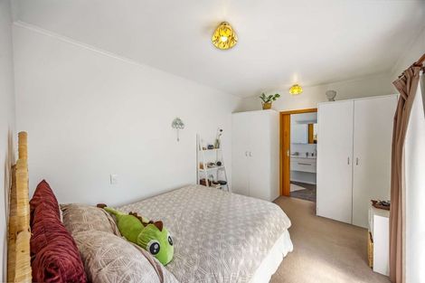 Photo of property in 64 Epuni Street, Hutt Central, Lower Hutt, 5011