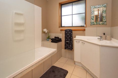 Photo of property in 41 Gibbs Drive, Woodend, 7610