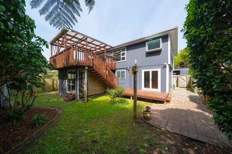 Photo of property in 40 Lincoln Avenue, Tawa, Wellington, 5028