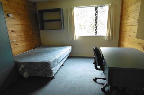 Photo of property in 3/125 Carrington Road, Point Chevalier, Auckland, 1025