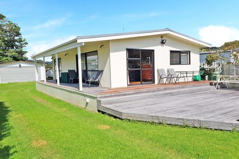Photo of property in 4 Omutu Street, Oakura, Hikurangi, 0184