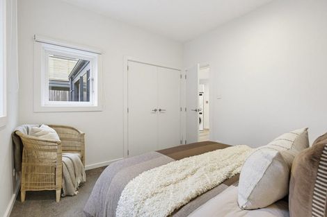Photo of property in 121d The Parade, Island Bay, Wellington, 6023