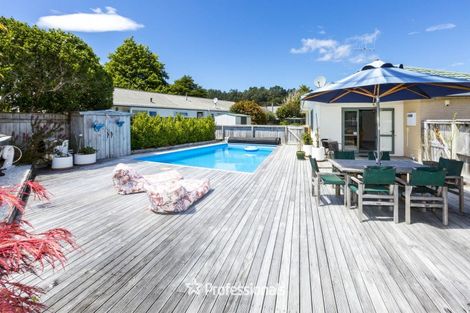 Photo of property in 8 Carlow Grove, Birchville, Upper Hutt, 5018