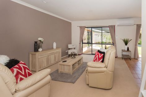 Photo of property in 145 Victoria Street West, Onehunga, Auckland, 1061