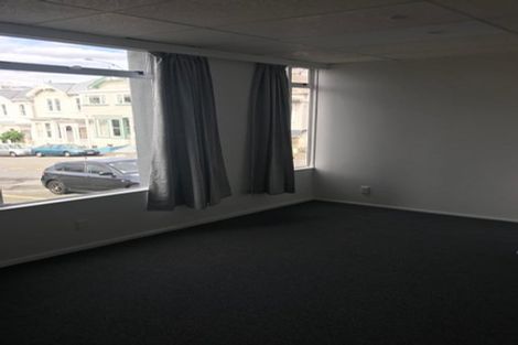 Photo of property in 1/8 Lipman Street, Mount Victoria, Wellington, 6011