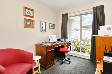 Photo of property in 27 Carmichael Street, Rangiora, 7400