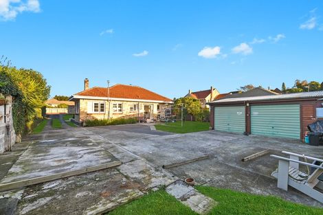 Photo of property in 110 Maeroa Road, Maeroa, Hamilton, 3200