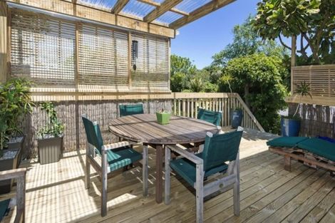 Photo of property in 8 Towra Place, Botany Downs, Auckland, 2010
