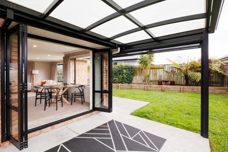 Photo of property in 7 Lorenzo Place, Kelvin Grove, Palmerston North, 4414