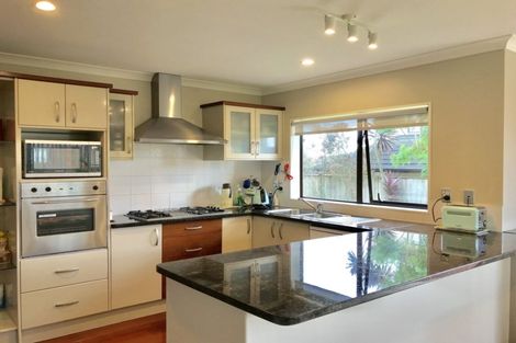 Photo of property in 13 Malahide Drive, Flat Bush, Auckland, 2019