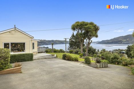 Photo of property in 3 Glenfinlass Street, Company Bay, Dunedin, 9014