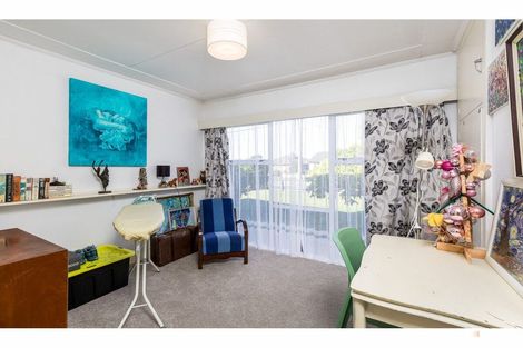 Photo of property in 15 Rugby Street, Waimate, 7924