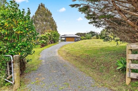 Photo of property in 61 Govan Wilson Road, Whangaripo, Warkworth, 0985