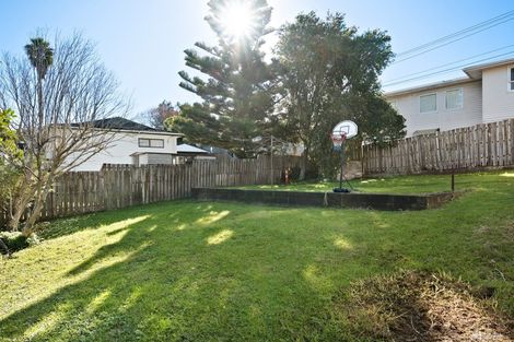 Photo of property in 1/7-9 Neal Avenue, Glenfield, Auckland, 0629