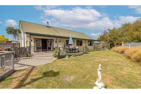 Photo of property in 25 Parkhouse Drive, Rangiora, 7400